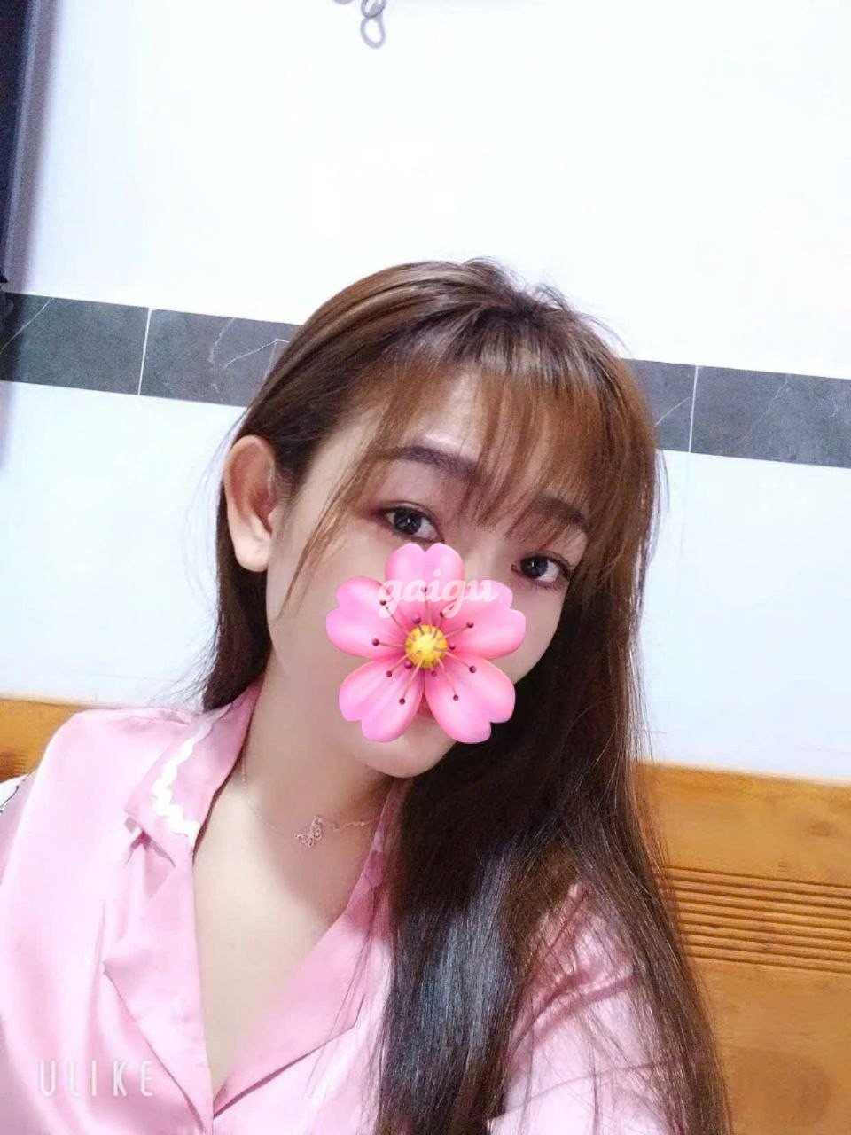Em Gái bán Ca Fe làm thêm ( thúy hằng)