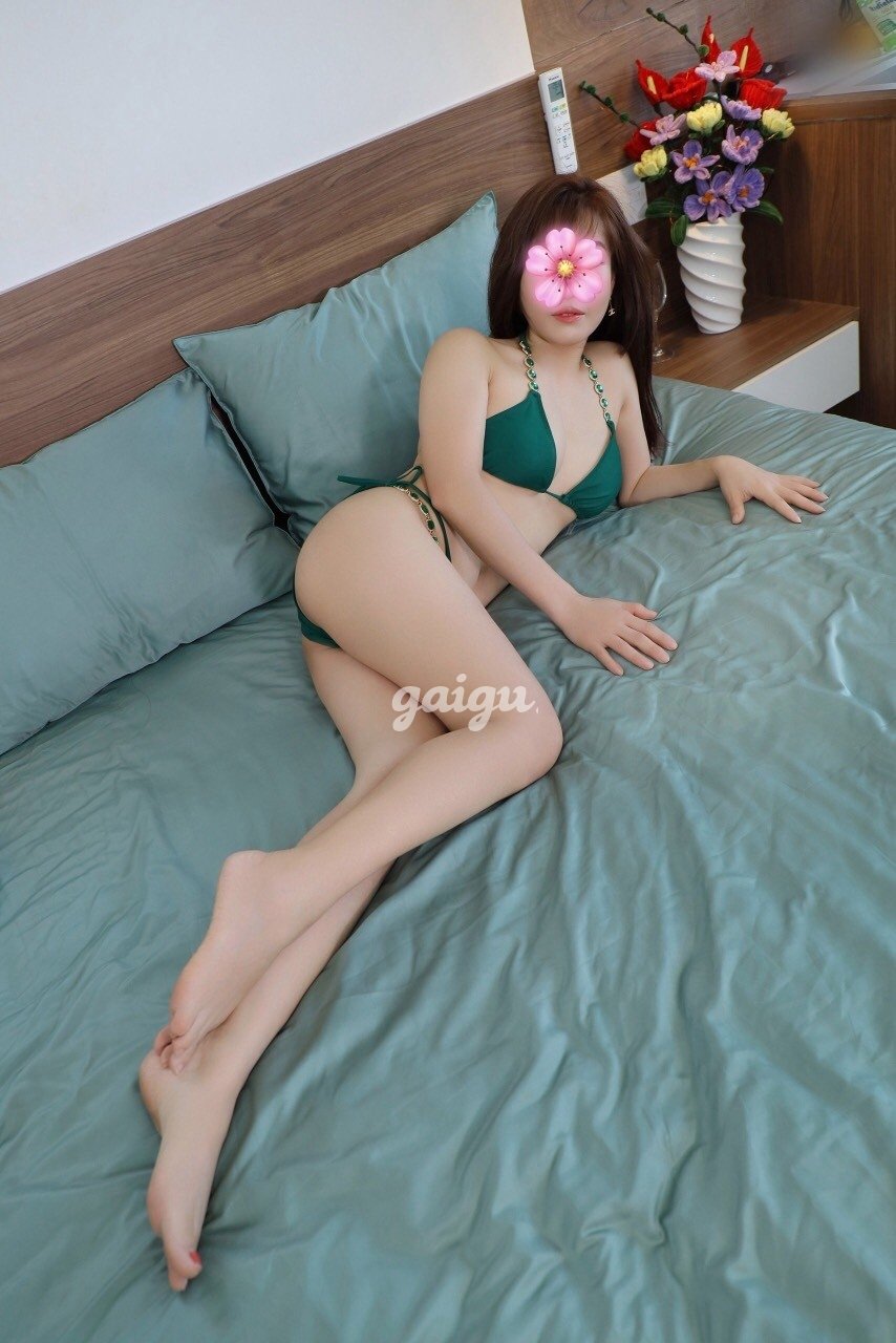 Khánh Ngọc xinh,vú bím đẹp,sexy đầy quyến rũ